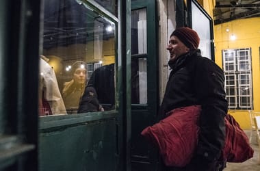 Thumbnail for 7046077