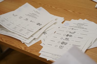 Thumbnail for 7046153