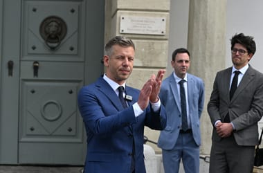 Thumbnail for 7046311