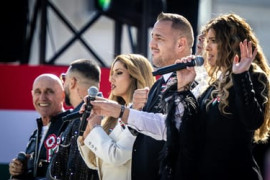 Thumbnail for 7046700