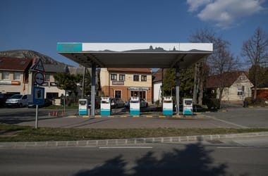 Thumbnail for 7048115