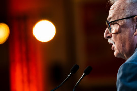 Thumbnail for 7048373