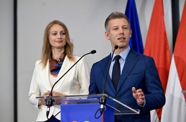 Thumbnail for 7049208