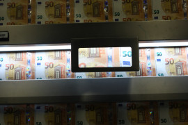 Thumbnail for 7049276