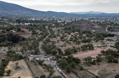 Thumbnail for 7049425