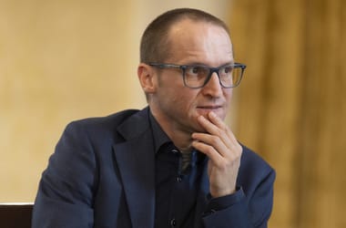 Thumbnail for 7049883