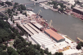 Thumbnail for 7051469