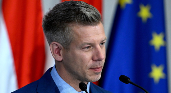 Thumbnail for 7051486