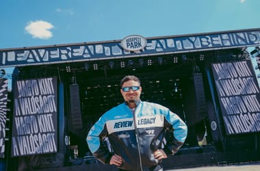 Thumbnail for 7052178