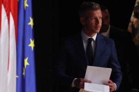 Thumbnail for 7052458