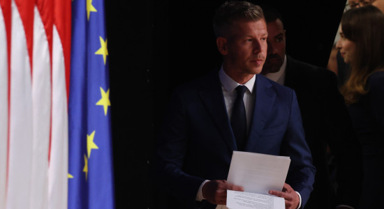 Thumbnail for 7052458