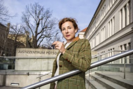 Thumbnail for 7053121