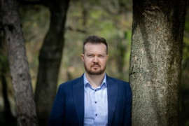 Thumbnail for 7053580