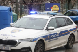 Thumbnail for 7053707