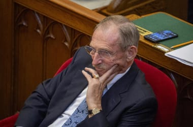 Thumbnail for 7053805