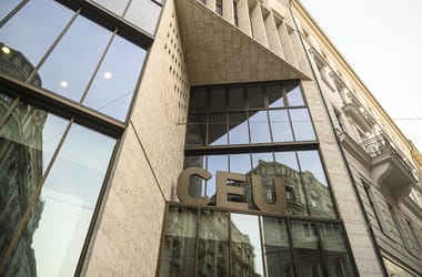 Thumbnail for 7054366