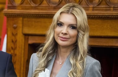 Thumbnail for 7055048