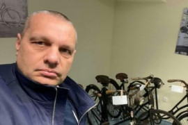 Thumbnail for 7055277