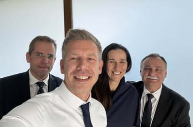 Thumbnail for 7055629