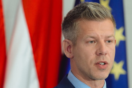 Thumbnail for 7055954