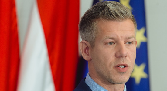 Thumbnail for 7055954