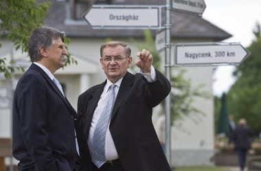 Thumbnail for 7060454