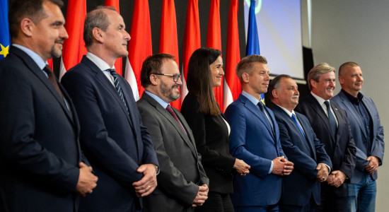 Thumbnail for 7061336