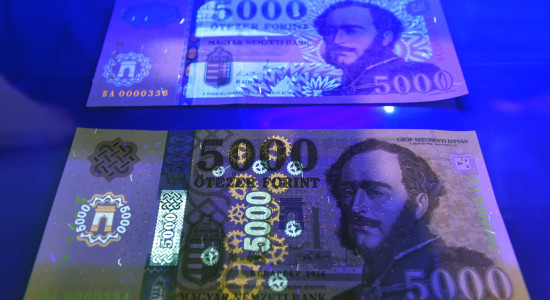 Thumbnail for 7064384