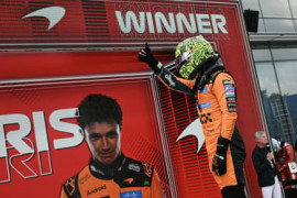 Thumbnail for 7066817